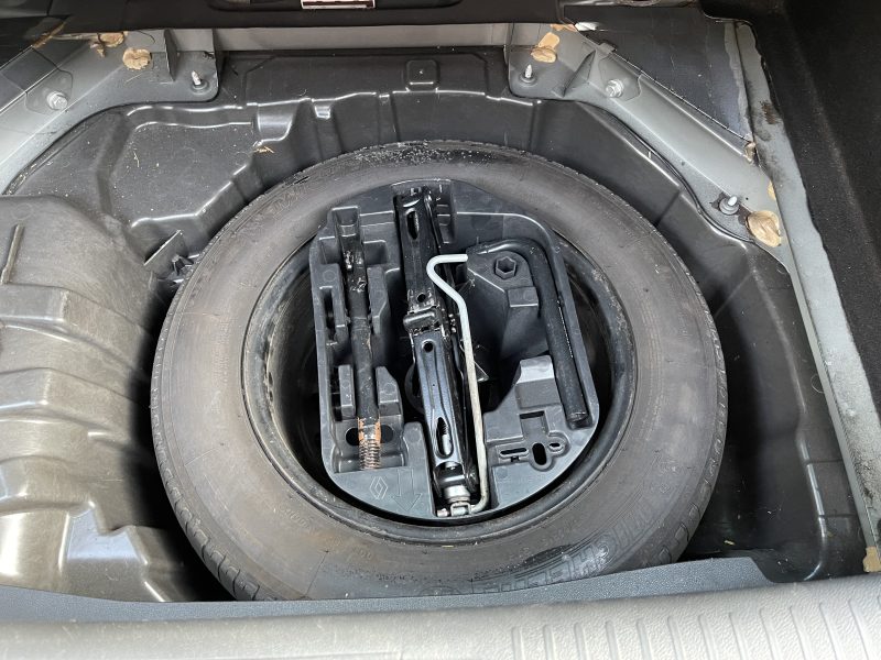 RENAULT MEGANE IV ENERGY EDC LIMITED