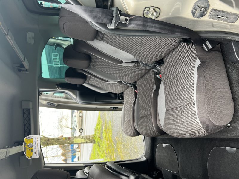 PEUGEOT PARTNER TEPEE 2011