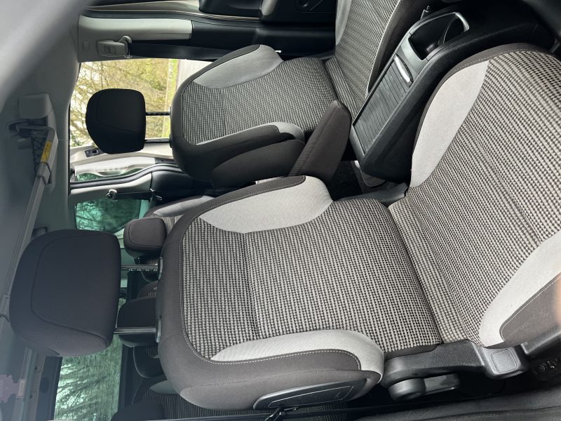 PEUGEOT PARTNER TEPEE 2011