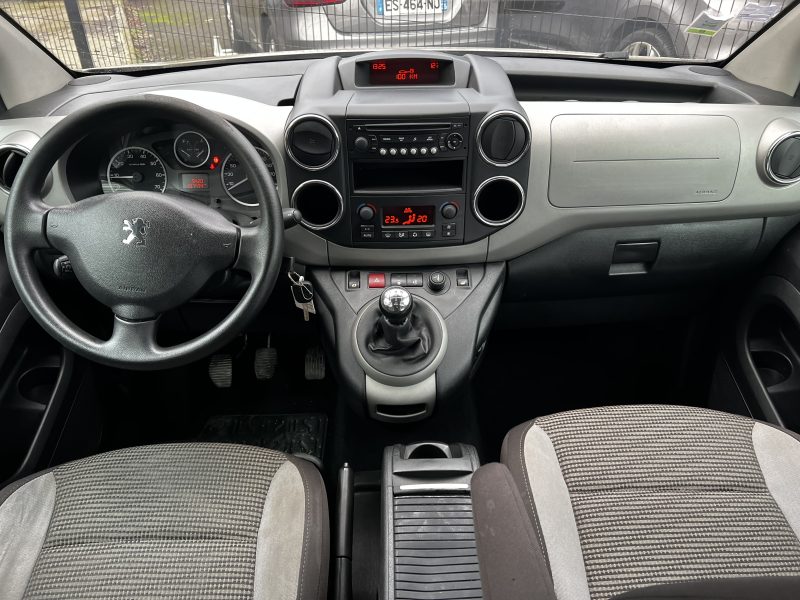 PEUGEOT PARTNER TEPEE 2011