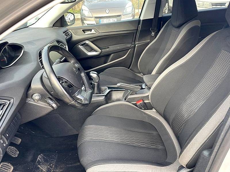 PEUGEOT 308 II 2016