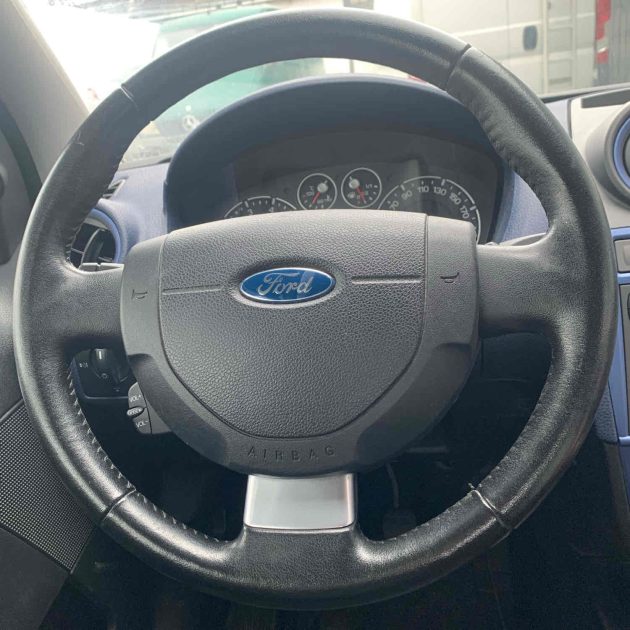 FORD FIESTA V 2007