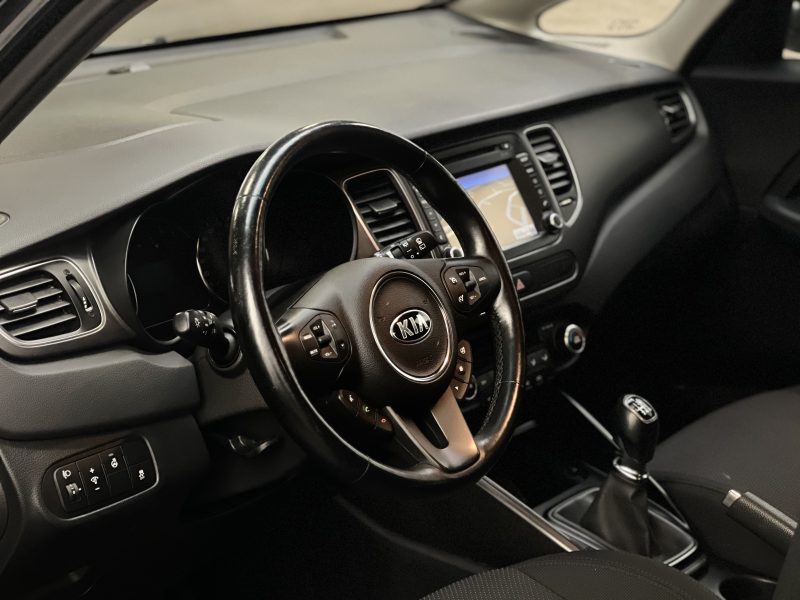 KIA CARENS 1.7 CRDI 136CH DREAM TEAM