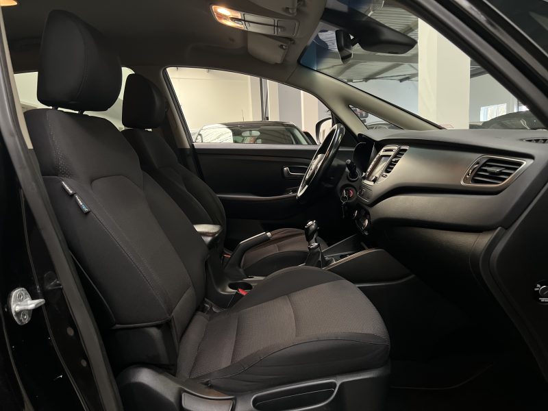 KIA CARENS 1.7 CRDI 136CH DREAM TEAM