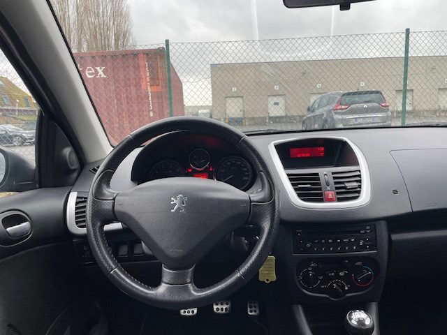 PEUGEOT 206+ 2012 1.1 60cv CARNET D'ENTRETIEN