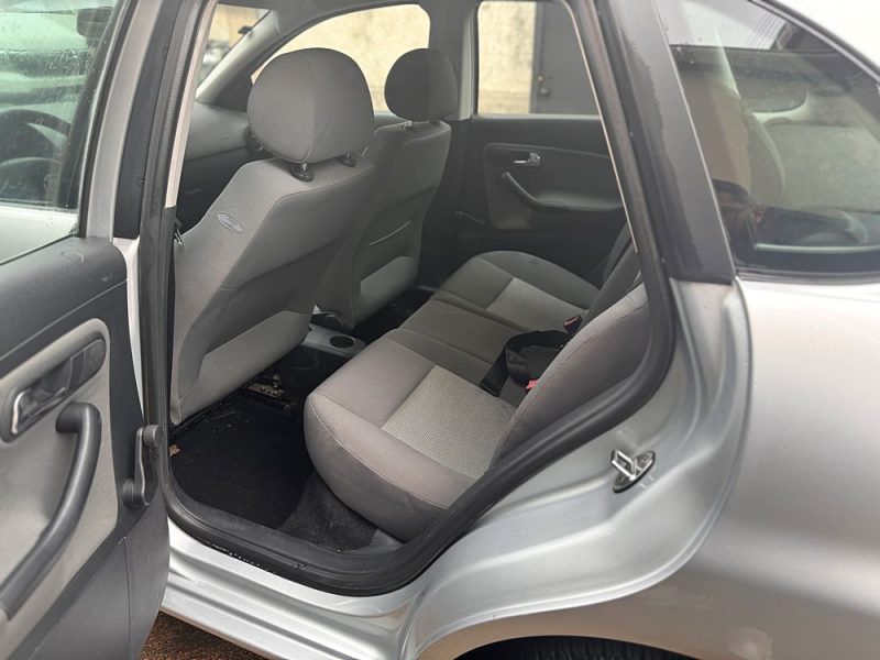 SEAT IBIZA 2004