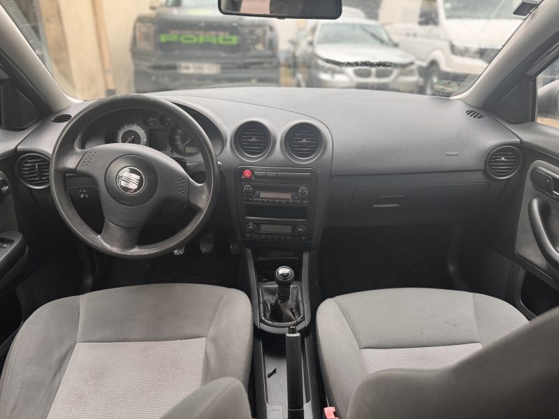 SEAT IBIZA 2004