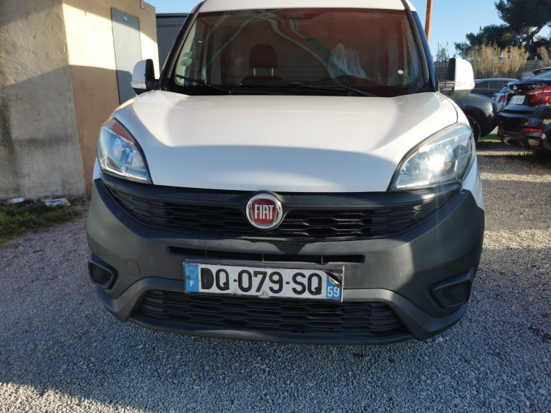 FIAT DOBLO Camionnette/break 2015