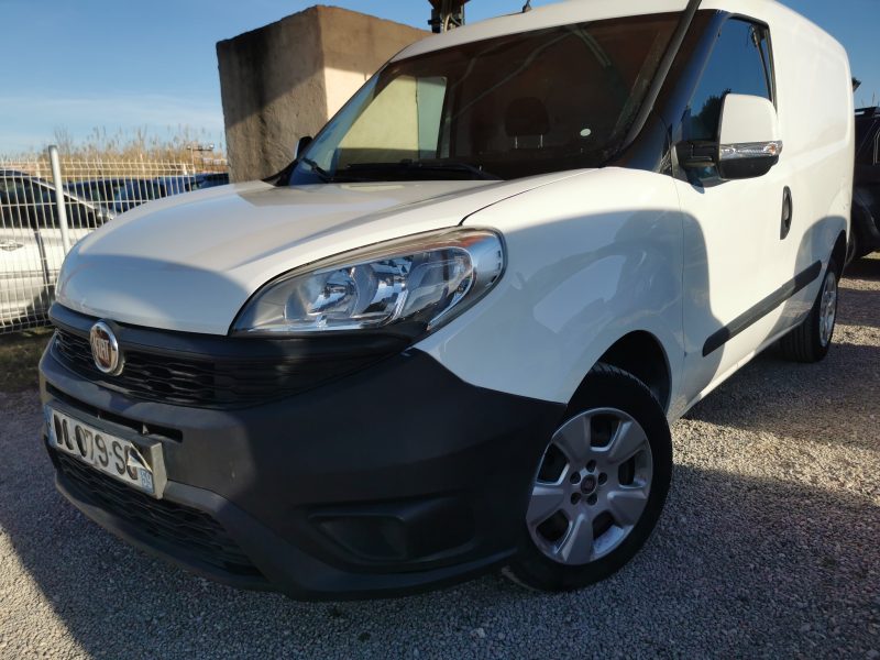 FIAT DOBLO Camionnette/break 2015