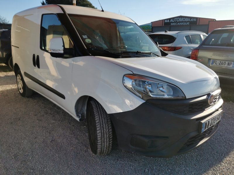 FIAT DOBLO Camionnette/break 2015