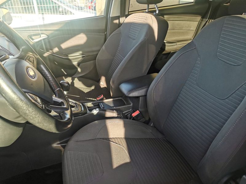 FORD FOCUS III 1,5TDCI TITANIUM 120CH