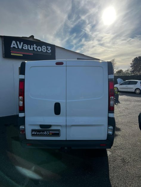 RENAULT TRAFIC 2010