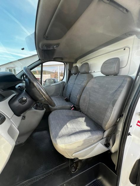 RENAULT TRAFIC 2010