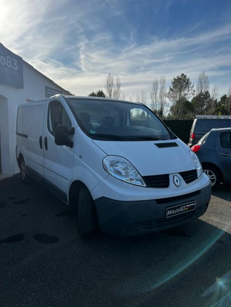 RENAULT TRAFIC 2010
