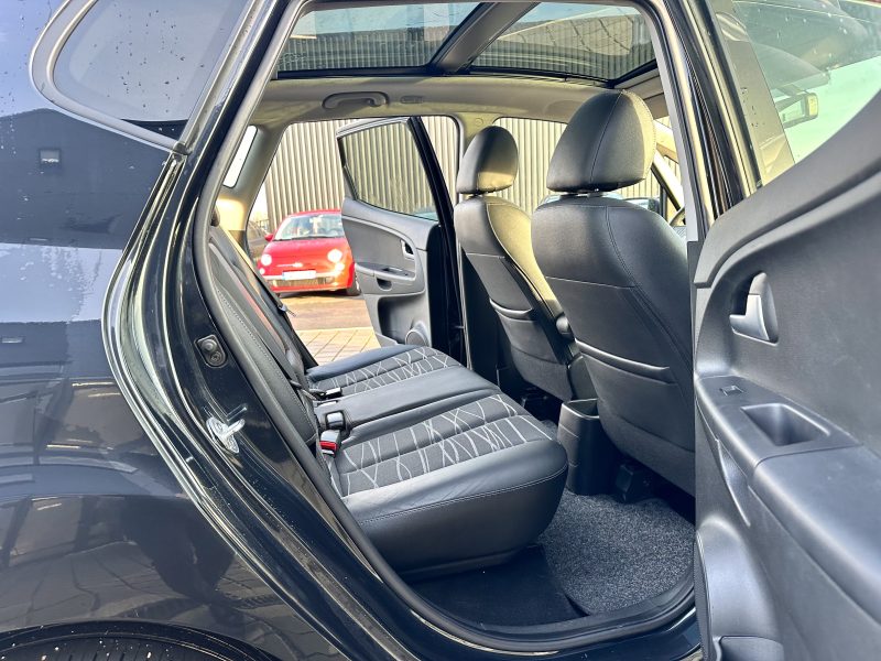 KIA VENGA 1.6 CRDi 115CH Pack Luxe 