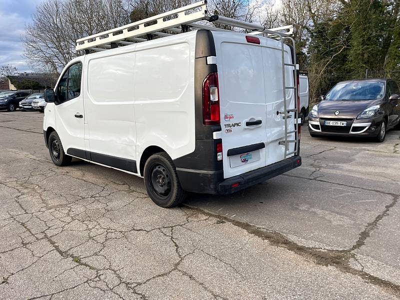RENAULT TRAFIC  3 