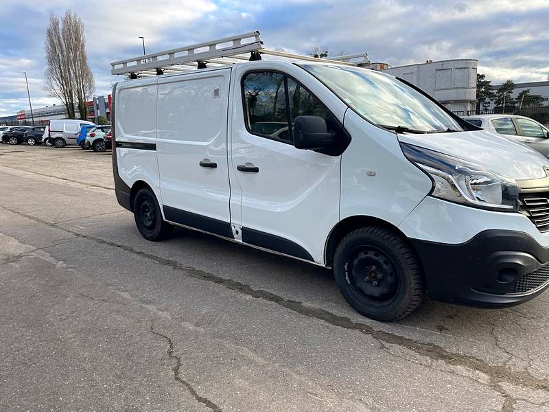 RENAULT TRAFIC  3 