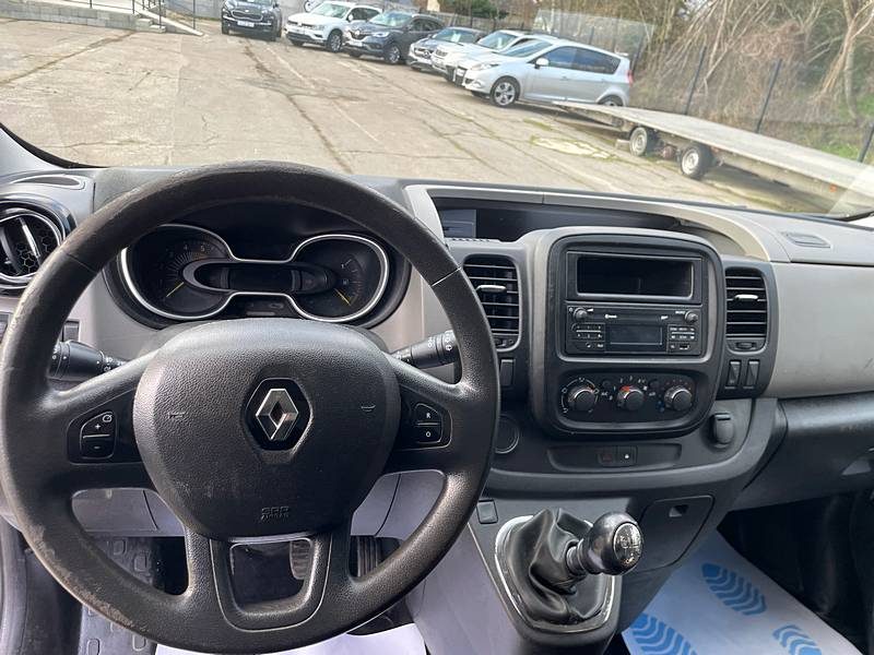 RENAULT TRAFIC  3 