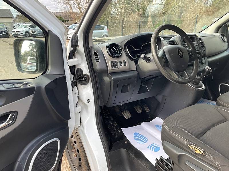 RENAULT TRAFIC  3 