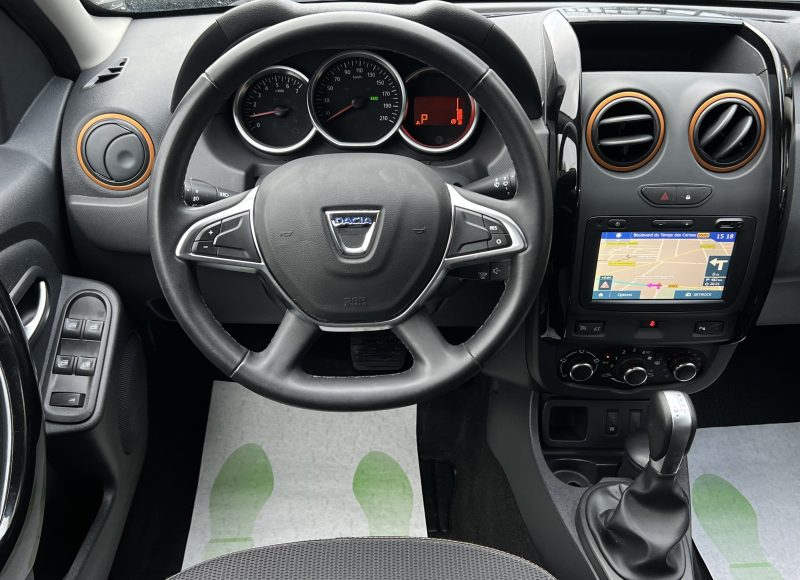 DACIA DUSTER PHASE 2 II 1.5 DCI 110 BOITE AUTO 4x2 14 900 KMS GPS 1ERE MAIN ATTELAGE - GARANTIE 1 AN