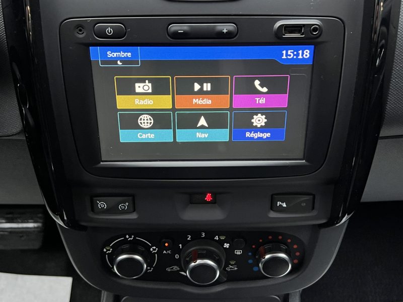 DACIA DUSTER PHASE 2 II 1.5 DCI 110 BOITE AUTO 4x2 14 900 KMS GPS 1ERE MAIN ATTELAGE - GARANTIE 1 AN
