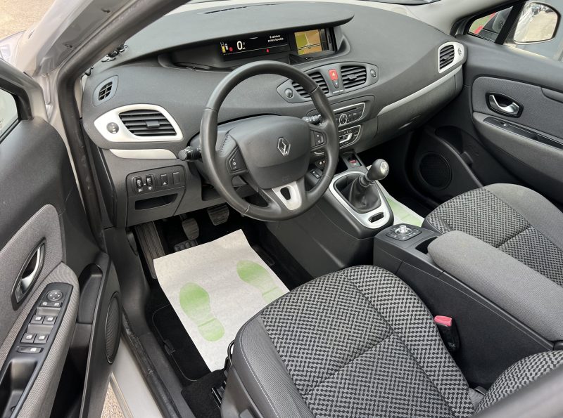 RENAULT SCENIC 3 III 1.5 DCI 110 PREMIERE MAIN CRIT AIR 2 / GPS TOM TOM REGULATEUR - GARANTIE 1 AN