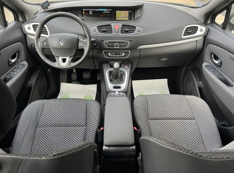 RENAULT SCENIC 3 III 1.5 DCI 110 PREMIERE MAIN CRIT AIR 2 / GPS TOM TOM REGULATEUR - GARANTIE 1 AN