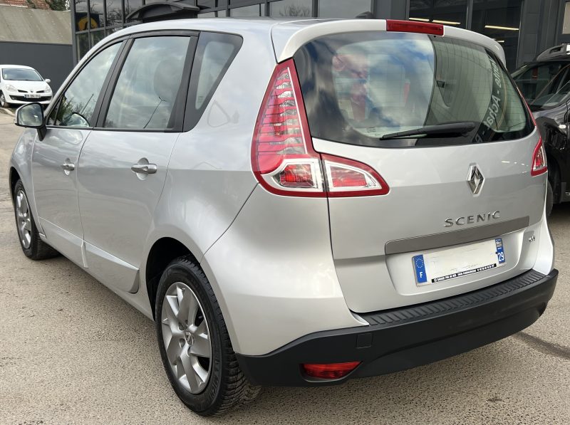 RENAULT SCENIC 3 III 1.5 DCI 110 PREMIERE MAIN CRIT AIR 2 / GPS TOM TOM REGULATEUR - GARANTIE 1 AN