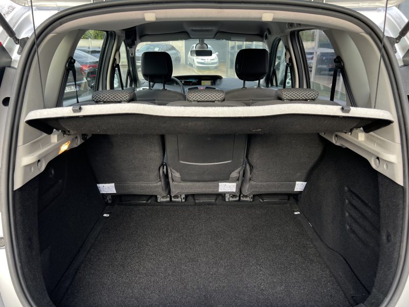 RENAULT SCENIC 3 III 1.5 DCI 110 PREMIERE MAIN CRIT AIR 2 / GPS TOM TOM REGULATEUR - GARANTIE 1 AN