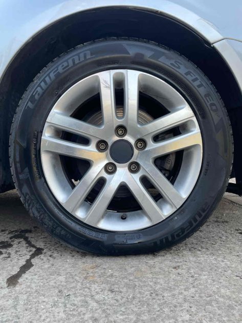 VOLKSWAGEN GOLF V 1.9TDI 105CV