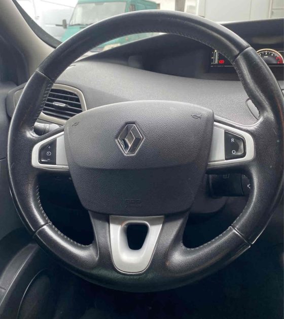 RENAULT SCÉNIC III 2013