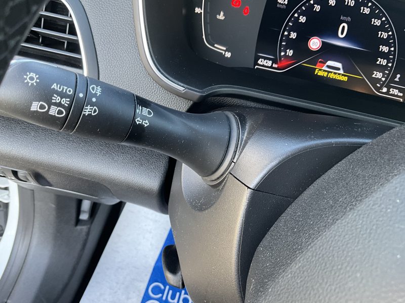 RENAULT MEGANE IV  2021