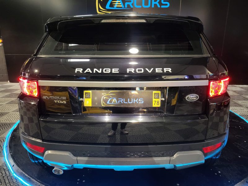 LAND ROVER RANGE ROVER EVOQUE 2.2 TD4 150cv BVA // Toit Panoramique , Caméra , Meridian // Révision 