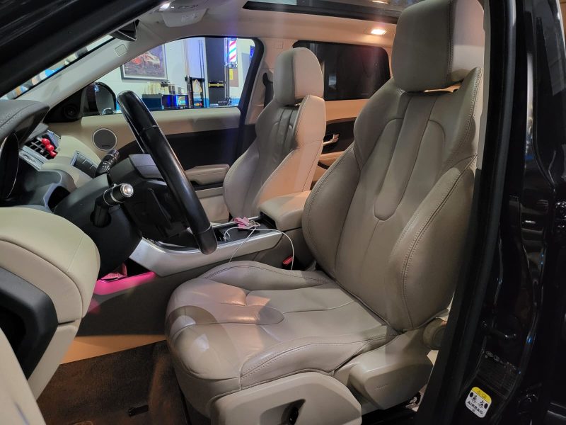 LAND ROVER RANGE ROVER EVOQUE 2.2 TD4 150cv BVA // Toit Panoramique , Caméra , Meridian // Révision 