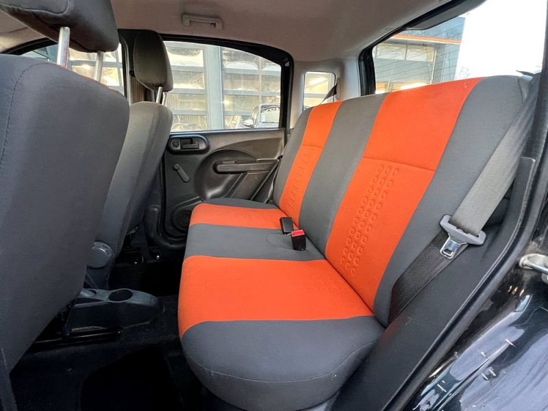 FIAT PANDA II 1.2 60 Cv 5 PORTES / CLIMATISATION BLUETOOTH PAIEMENT 4 FOIS CB POSS - GARANTIE 1 AN