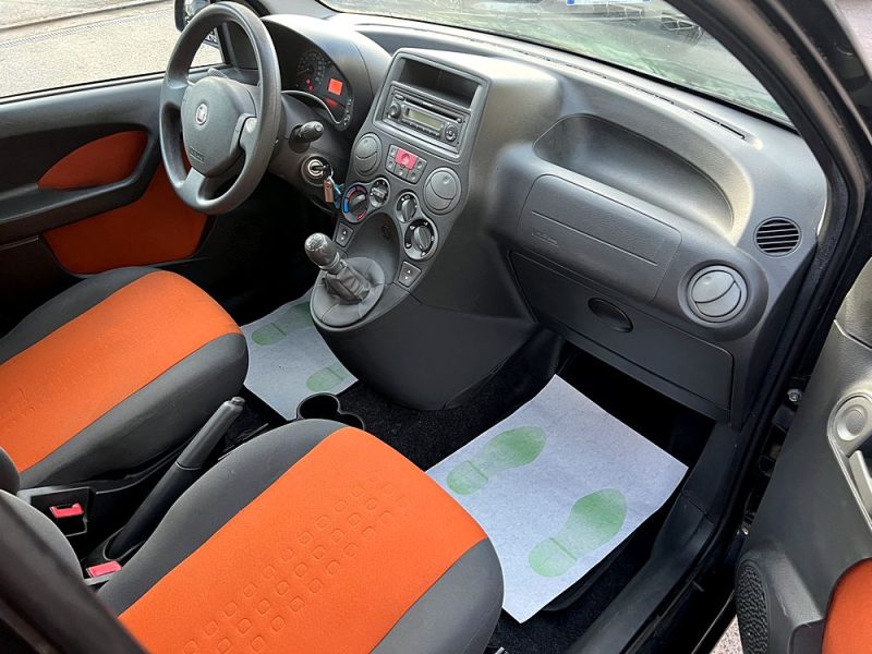 FIAT PANDA II 1.2 60 Cv 5 PORTES / CLIMATISATION BLUETOOTH PAIEMENT 4 FOIS CB POSS - GARANTIE 1 AN