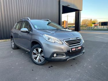 PEUGEOT 2008 1.2VTi 2014