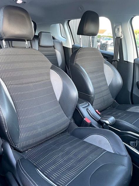 PEUGEOT 2008 1.2VTi 2014