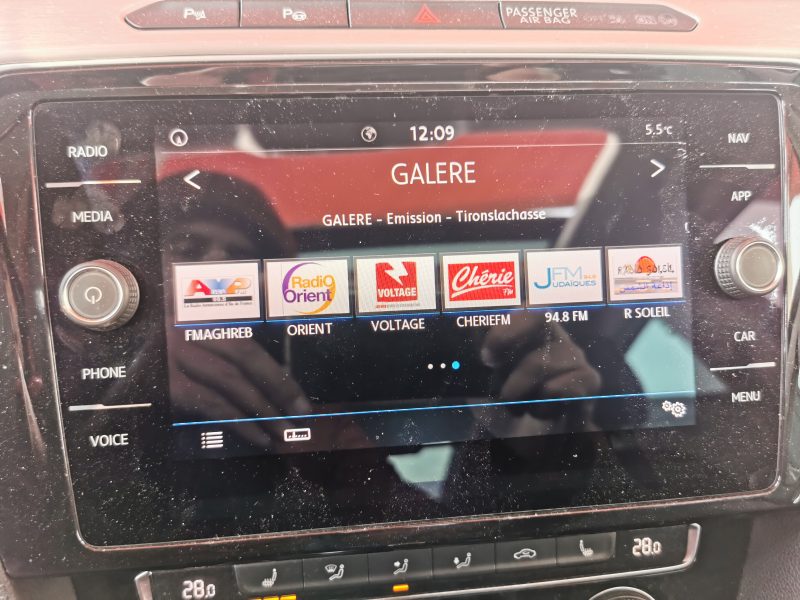 VOLKSWAGEN PASSAT 2,0TDI 150CH CARAT  2019