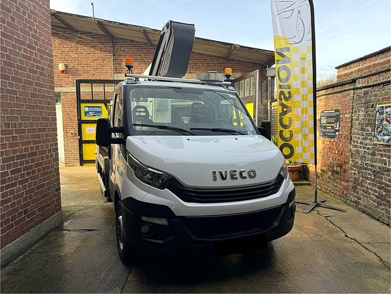 IVECO DAILY VI Camionnette 2018
