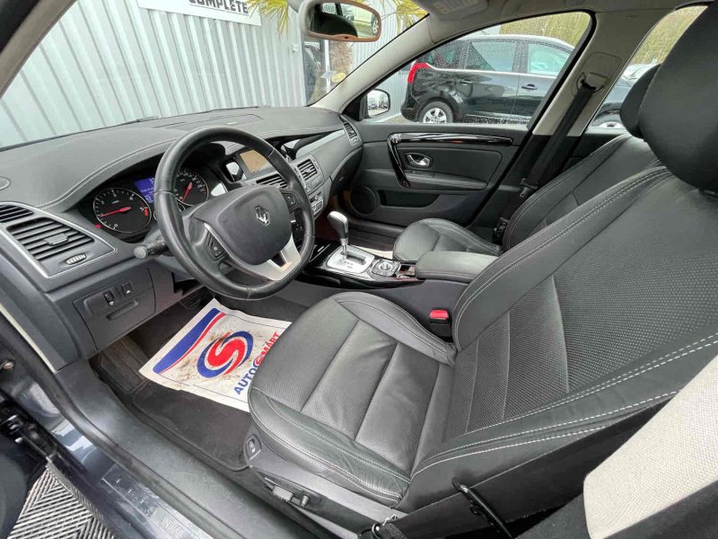 RENAULT LAGUNA III 2012