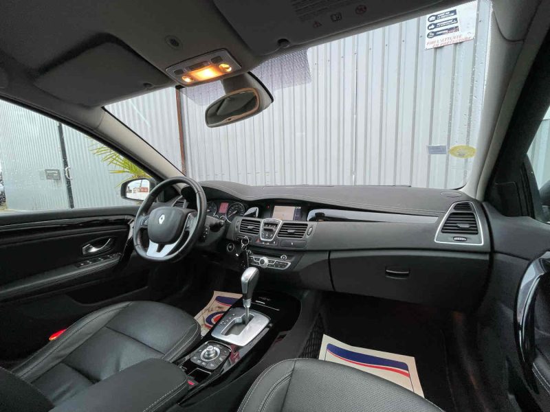 RENAULT LAGUNA III 2012