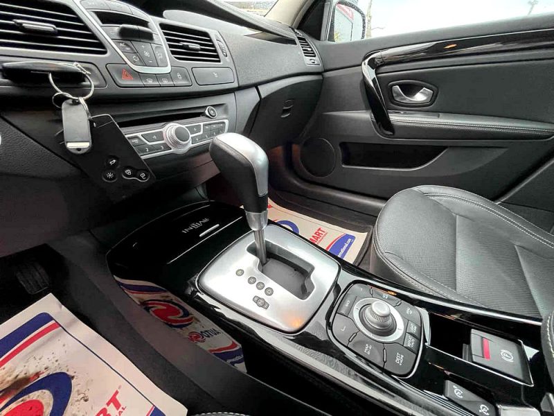 RENAULT LAGUNA III 2012