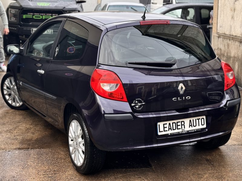 RENAULT CLIO 2008