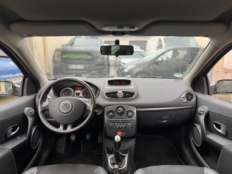RENAULT CLIO 2008