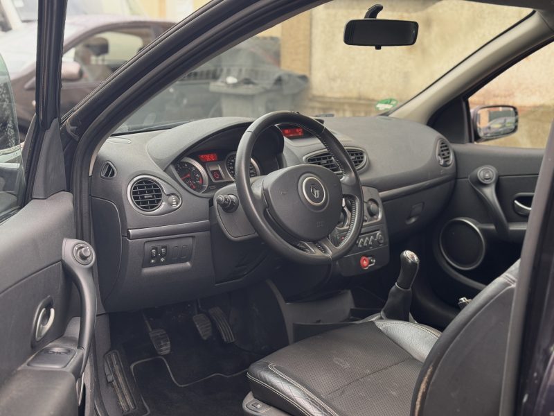 RENAULT CLIO 2008