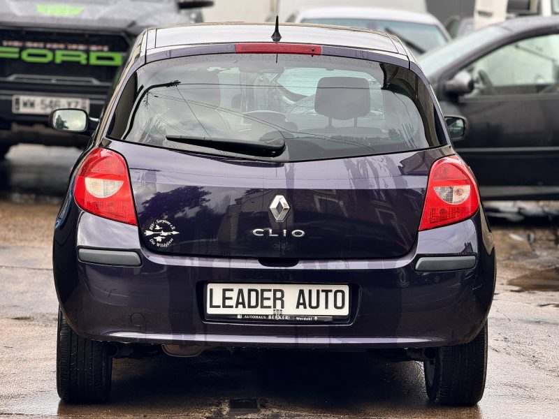 RENAULT CLIO 2008
