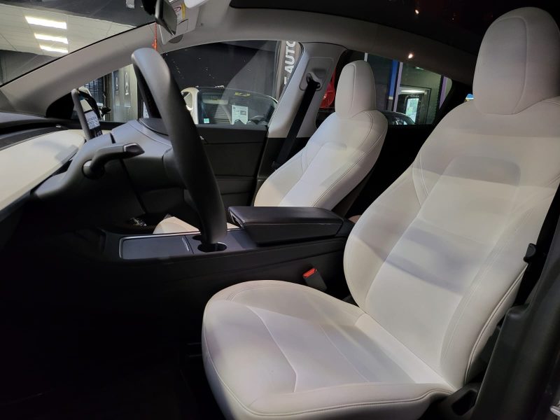 TESLA MODEL Y EV PERFORMANCE TRACTION INTEGRAL 534cv DUAL MOTOR CUIR BLANC / SIEGES CHAUFFANTS
