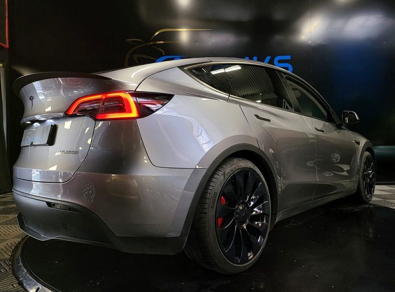TESLA MODEL Y EV PERFORMANCE TRACTION INTEGRAL 534cv DUAL MOTOR CUIR BLANC / SIEGES CHAUFFANTS