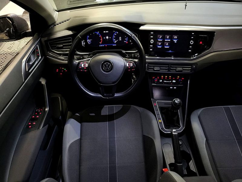 VOLKSWAGEN POLO VI 1.0 TSI 95 CV R LINE / VIRTUAL COCKPIT / CAMERA DE RECUL / RADAR AV ET AR / PACK 